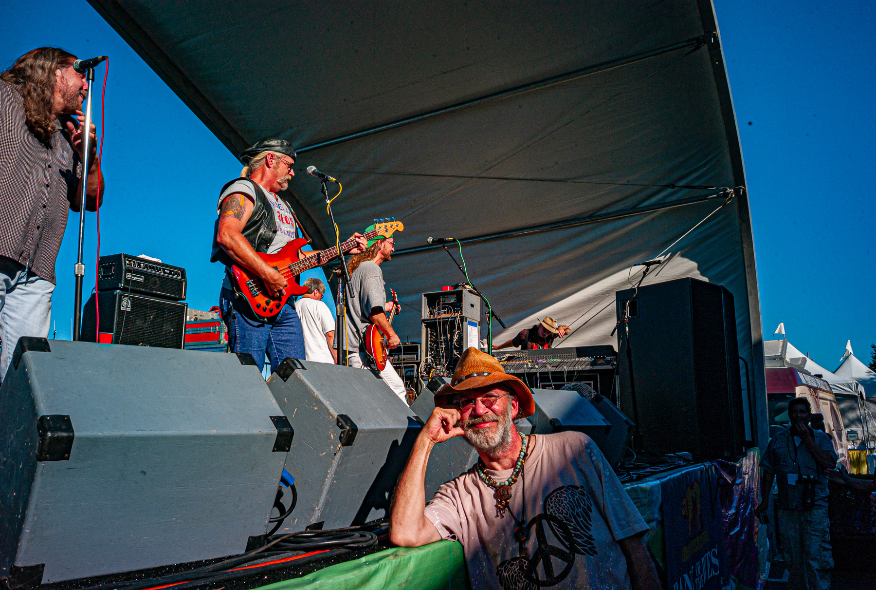 Chuck Jones on stage with the Marshall Tucker Band, Sausalito Art Festival, September 3, 2007